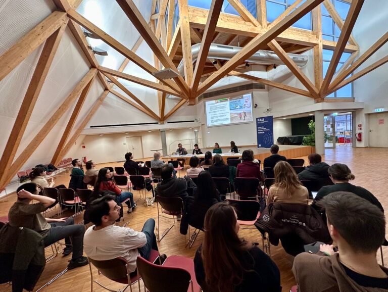 Keynote von José Aylwin: „Challenges of a just energy transition? Lithium extraction in the Andean salt flats of Argentina, Chile and Bolivia“